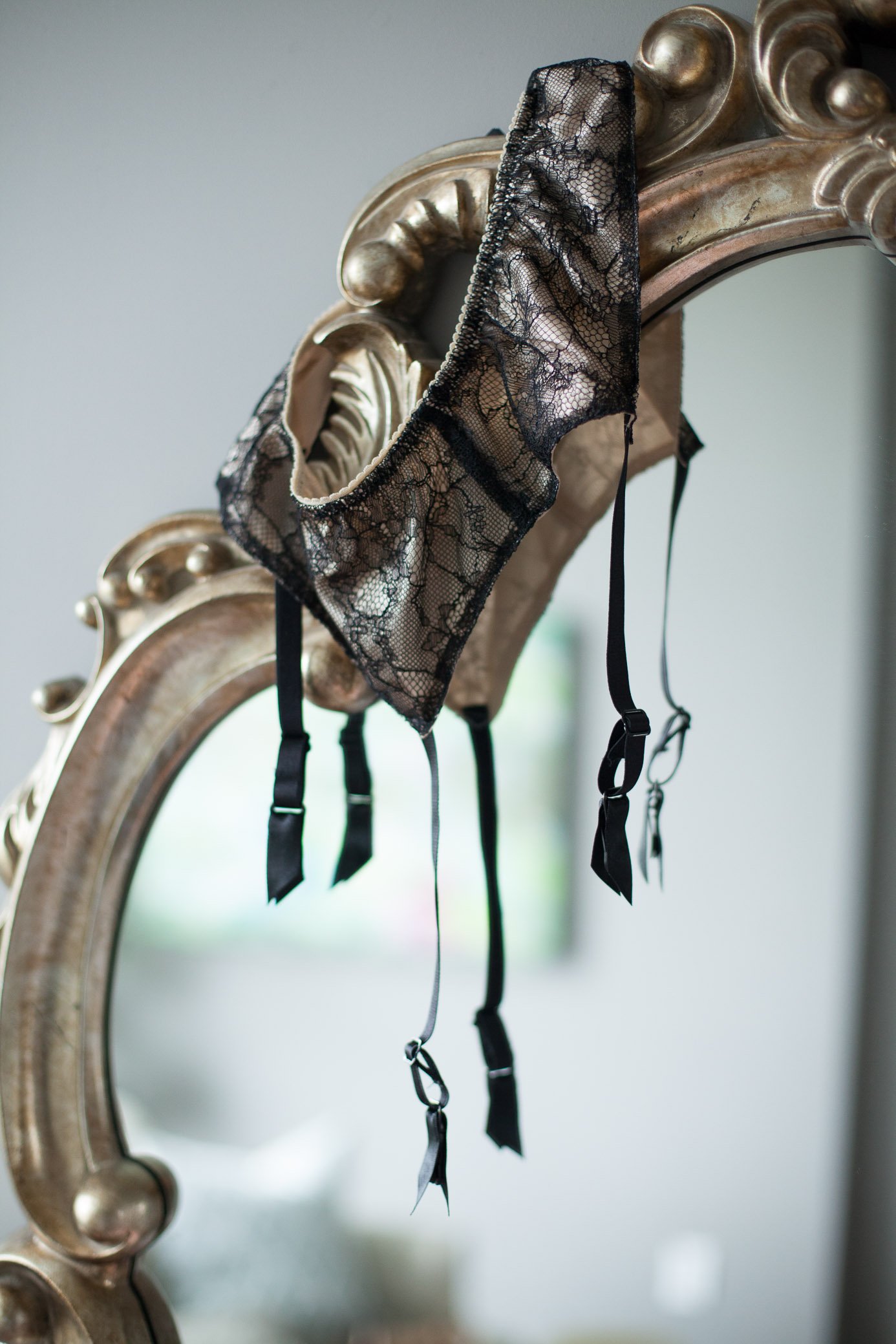 Beatrice Suspender Belt | Black